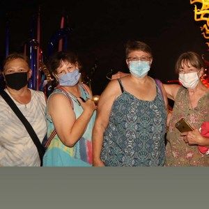 Meet your Posher, Mona